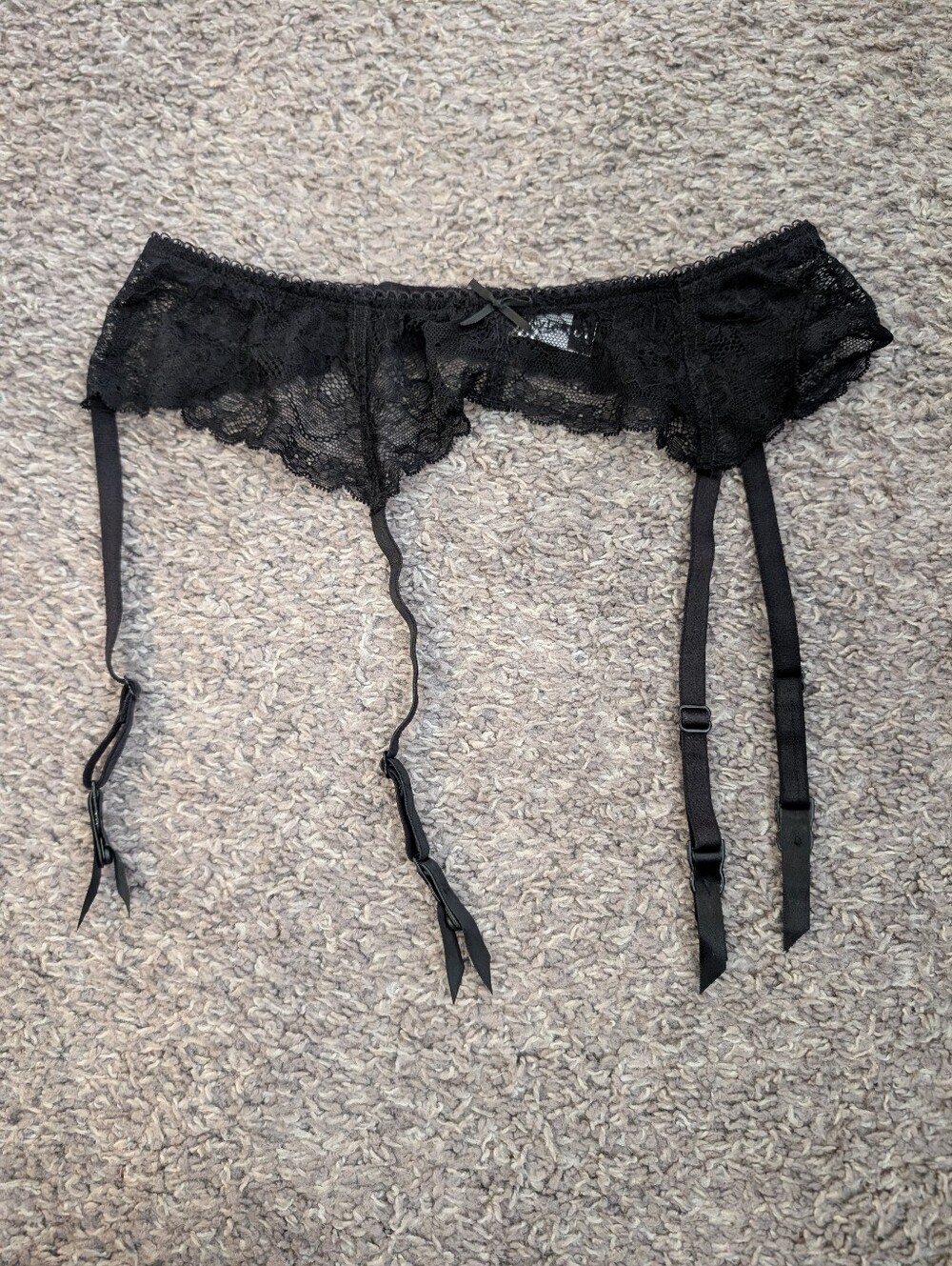 Black Lace Garter Belt - Classic Sexy Accent